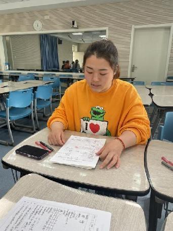 20230419数学组校本教研报道_html_2f22d2b9.jpg