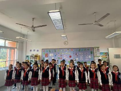 20231019诵经典美文 感文字魅力——南湾营小学第十二届“i悦读”读书节系列活动报道_html_17db2570.jpg