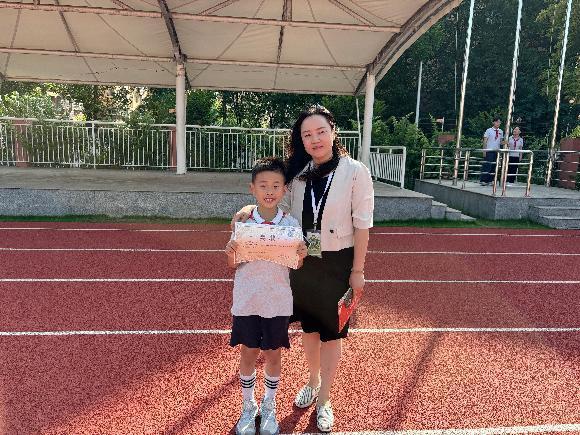 20250616数学节闭幕式报道_html_74efb144.jpg