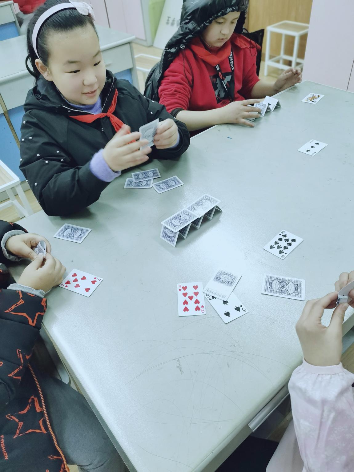2020.12.18纸牌搭高_html_7090d7df.jpg