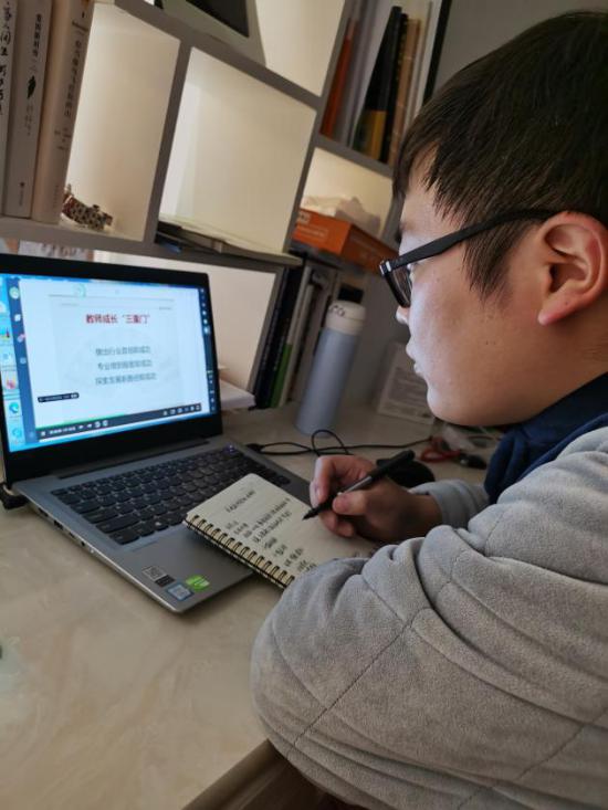 新闻稿_html_5e74cf2b.jpg