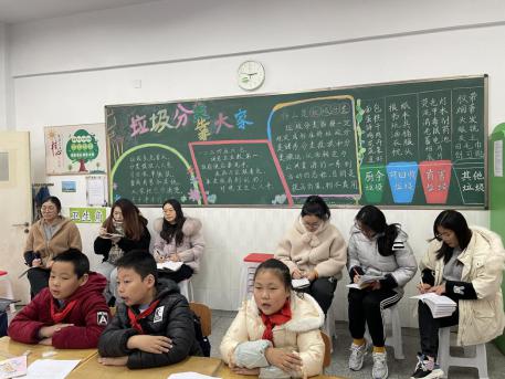 通讯报道_html_318d75ba.jpg