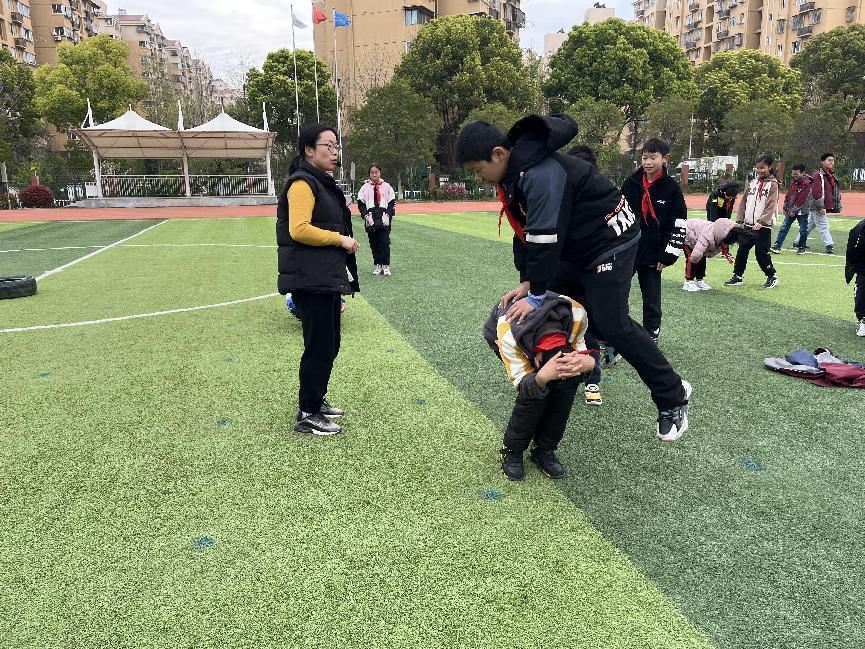 20230329章芳芳童学课堂新闻稿_html_m5a1ef1c5.jpg