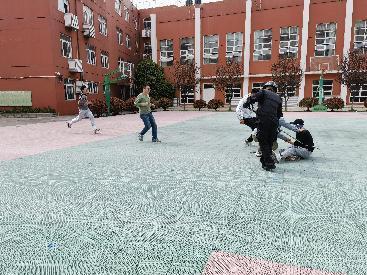 20230417【安全第一】加强反恐防暴 创文明安全校园_html_38a67882.jpg