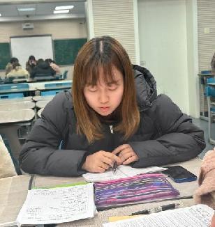 20230322数学组校本教研报道_html_5d843a3.jpg