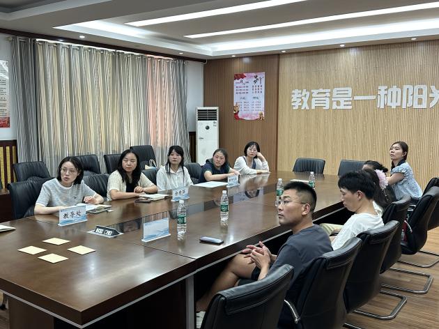20250823一年级均衡分班报道_html_1b4a61a4.jpg
