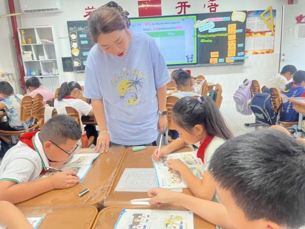 20250904南湾营小学英语组童学课堂（521期）_html_m74cb9ae0.jpg