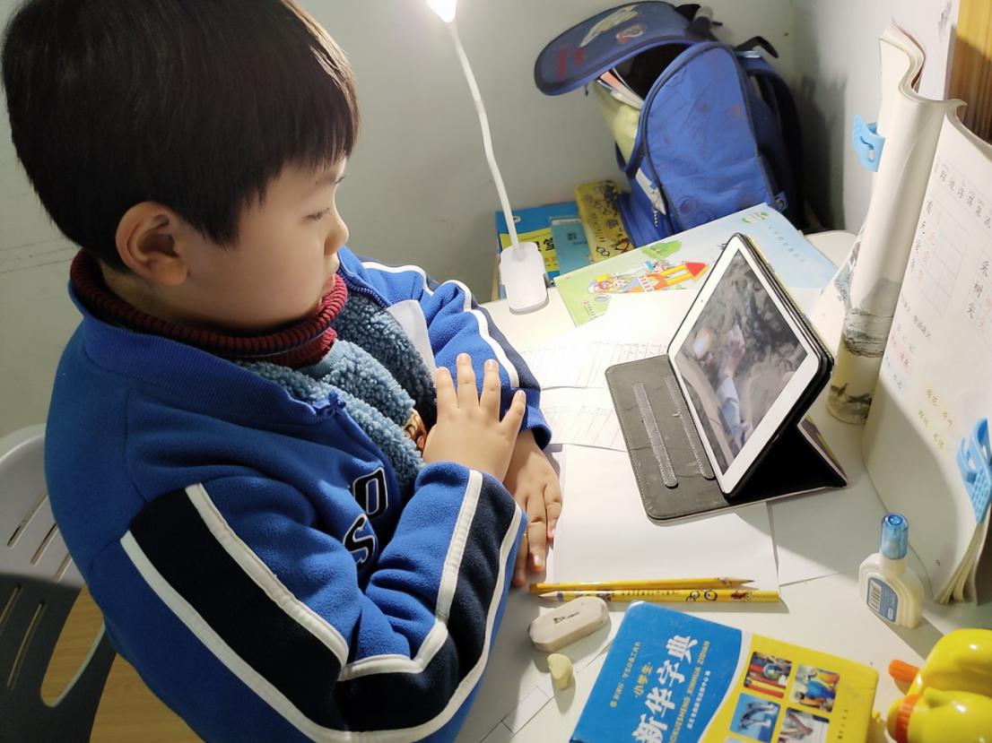 我爱少先队，我爱红领巾——队前教育活动报道_html_11dcb665.jpg