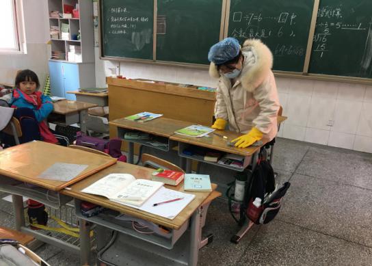 疫情防控，常抓不懈_html_m4d90ab3c.jpg