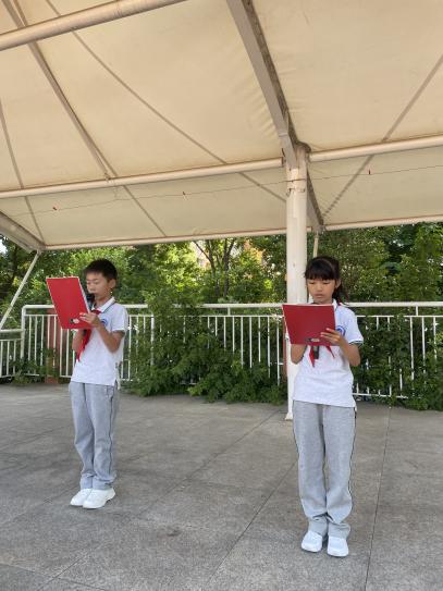 20230515第15周升旗仪式报道_html_6235877.jpg