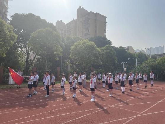 20230529升旗仪式报道_html_m3e3fbfba.jpg