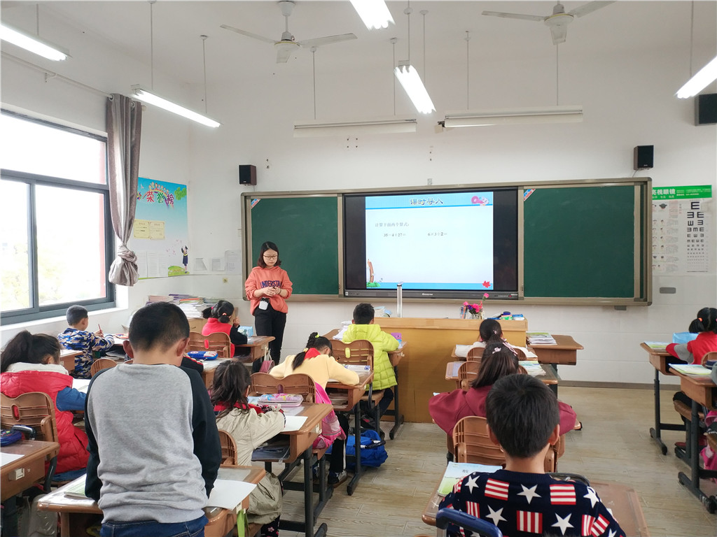 “聚焦问诊 计算为本”——八卦洲中桥小学数学教研组校本研修系列活动（二）