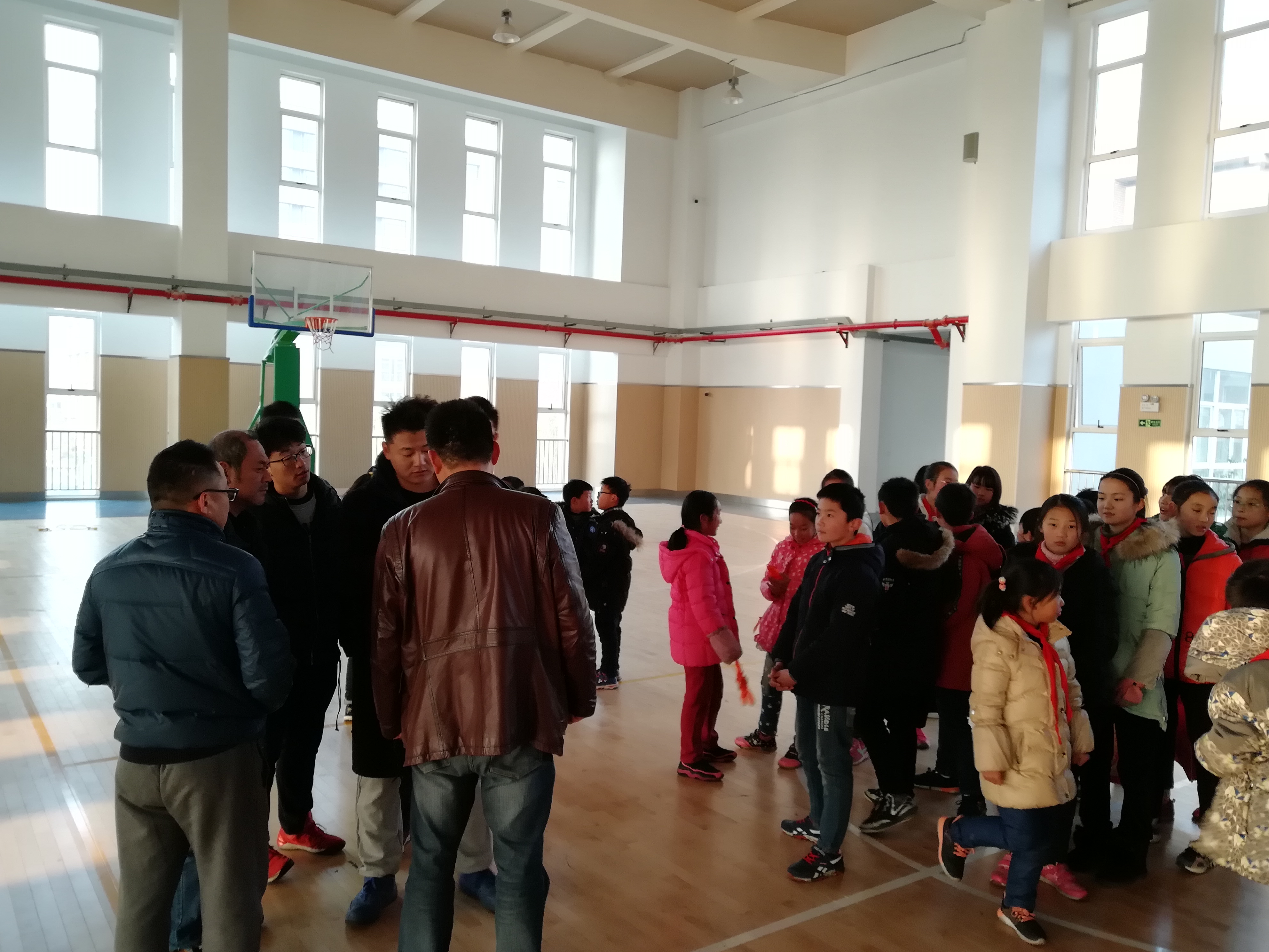 “龙娃达人秀”之冬锻三项比赛