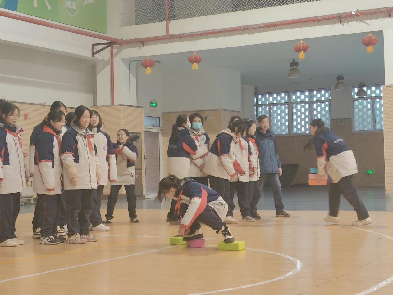 趣味运动会_html_2bbd5fb7.jpg