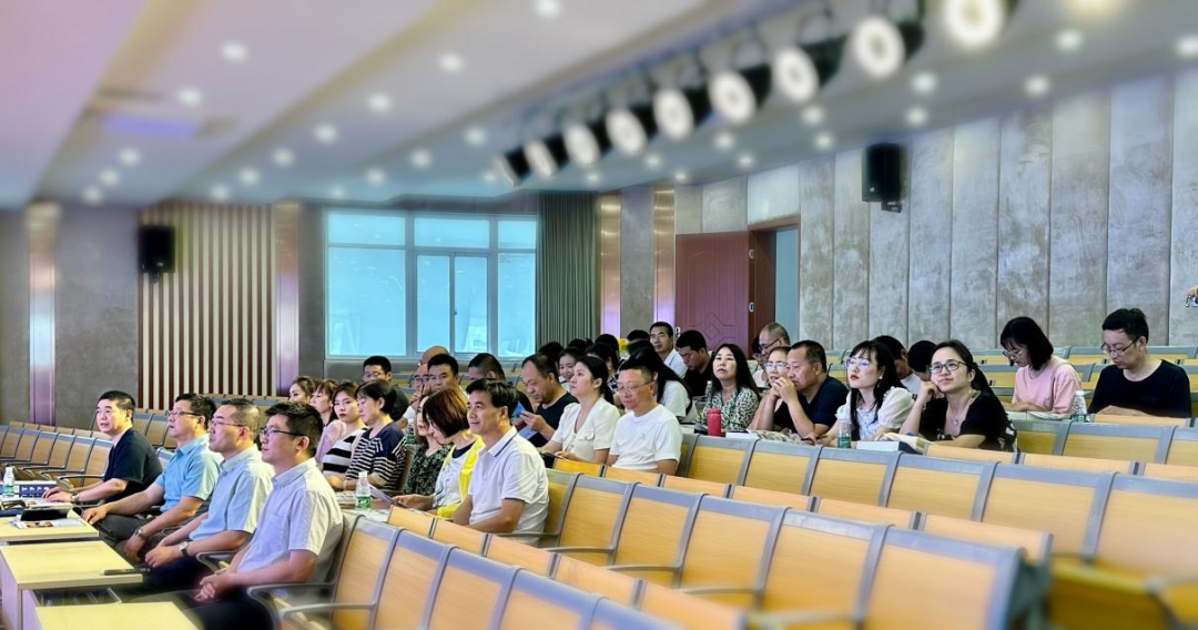 2023.7.6一中思益·润笃校务  校际交流话教育 携手共进新征程——热烈欢迎甘肃庆阳三中来我校参观交流_html_299d6ae8.png