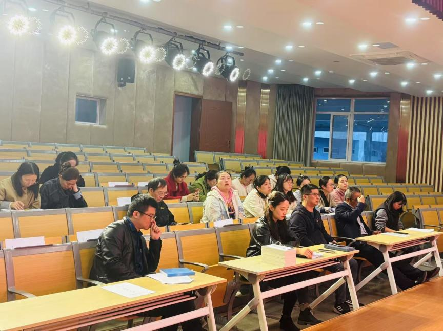 【10月主题党日】学习重要回信精神，坚守立德树人初心——南京一中思益学校党总支部开展主题党日活动