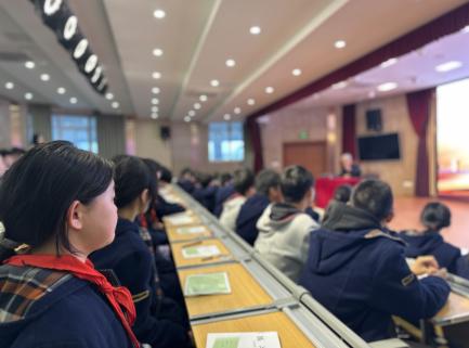 「思益&middot;文康」校社共建活动——马群文史进校园_html_m5cf381a1.jpg