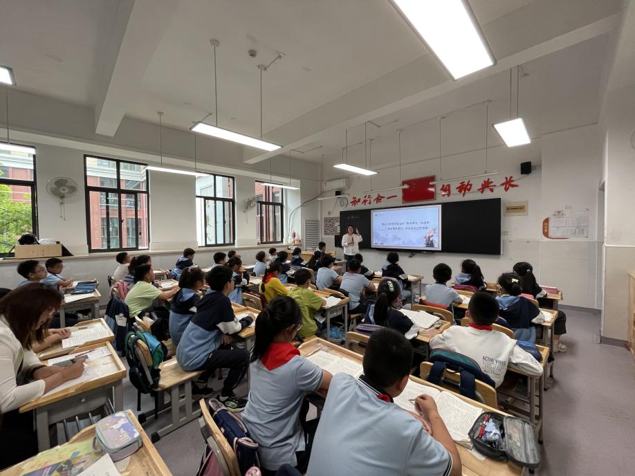 【知行晓庄】聚焦文本核心 精简教学设计——记南京市晓庄小学语文校本研修活动（十七）