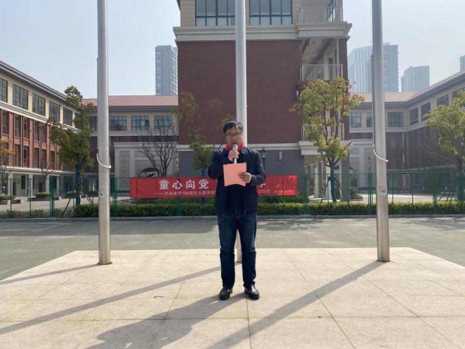 童心向党 礼赞百年新闻稿_html_m326aa1af.jpg