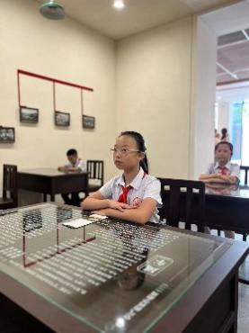 （八）忆先辈往昔 立少年志向_html_m318496f7.jpg