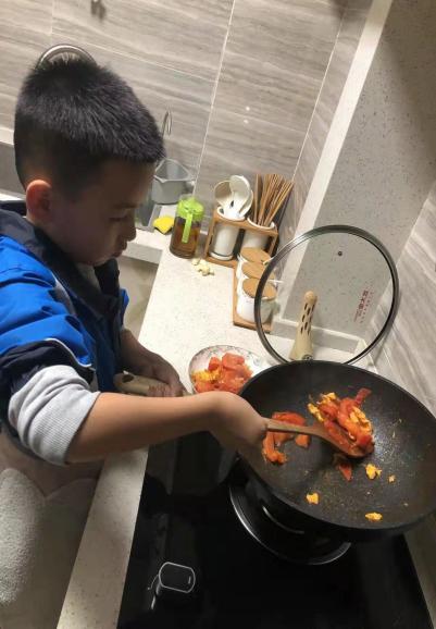 三（1）班劳动小达人王石_html_734afda9.jpg