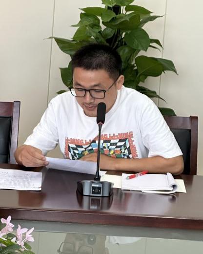 师徒结对传薪火 携手共进谱华章_html_m52eb134b.jpg