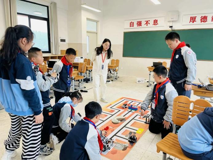 机器人竞赛（五项）_html_4dc6c5e2.jpg
