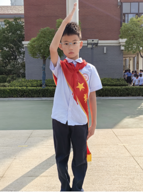 第三周晨会新闻稿352.png