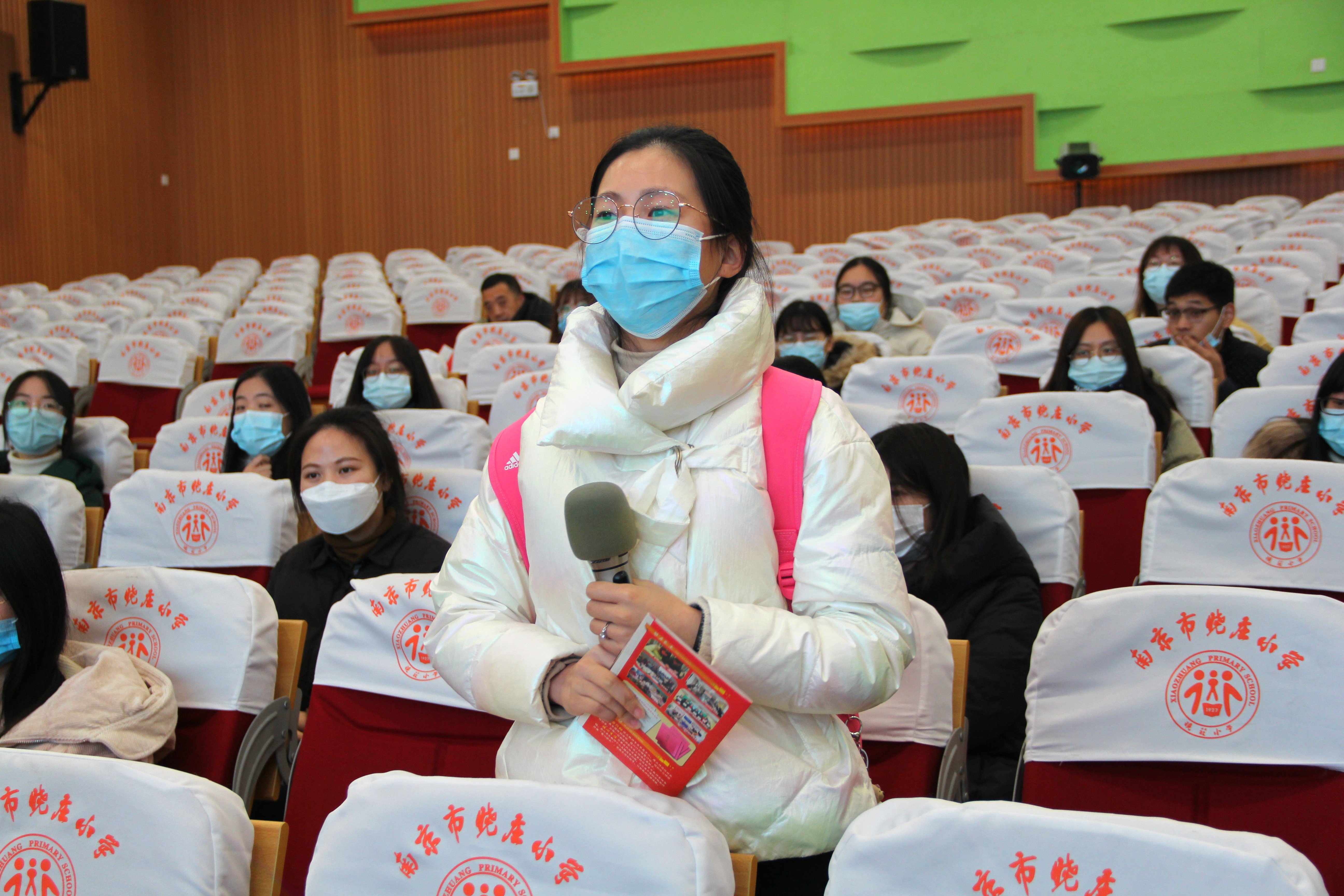 大学生进校园_html_m54d27453.jpg