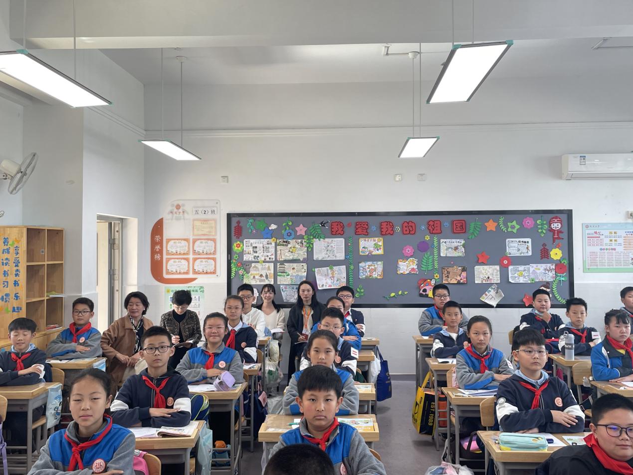 20241112活动报道：探讨单元主题意义 共研单元整体教学（六）_html_5cafdf7e.jpg