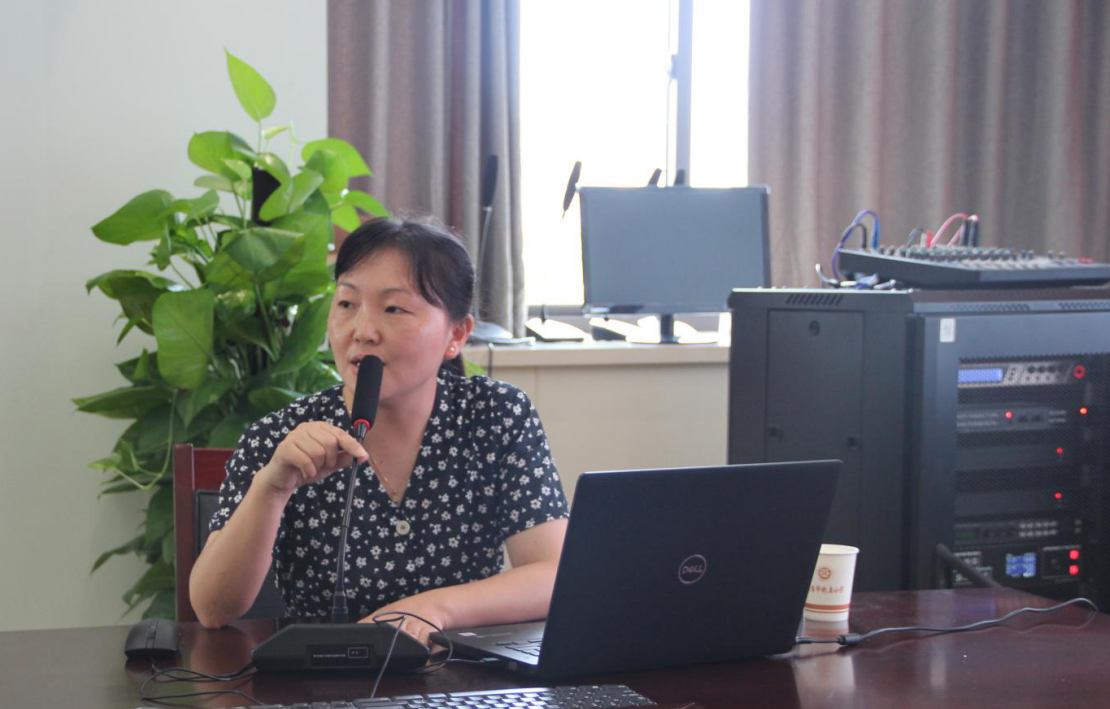 新教师培训新闻稿8.26_html_m5c74630c.png