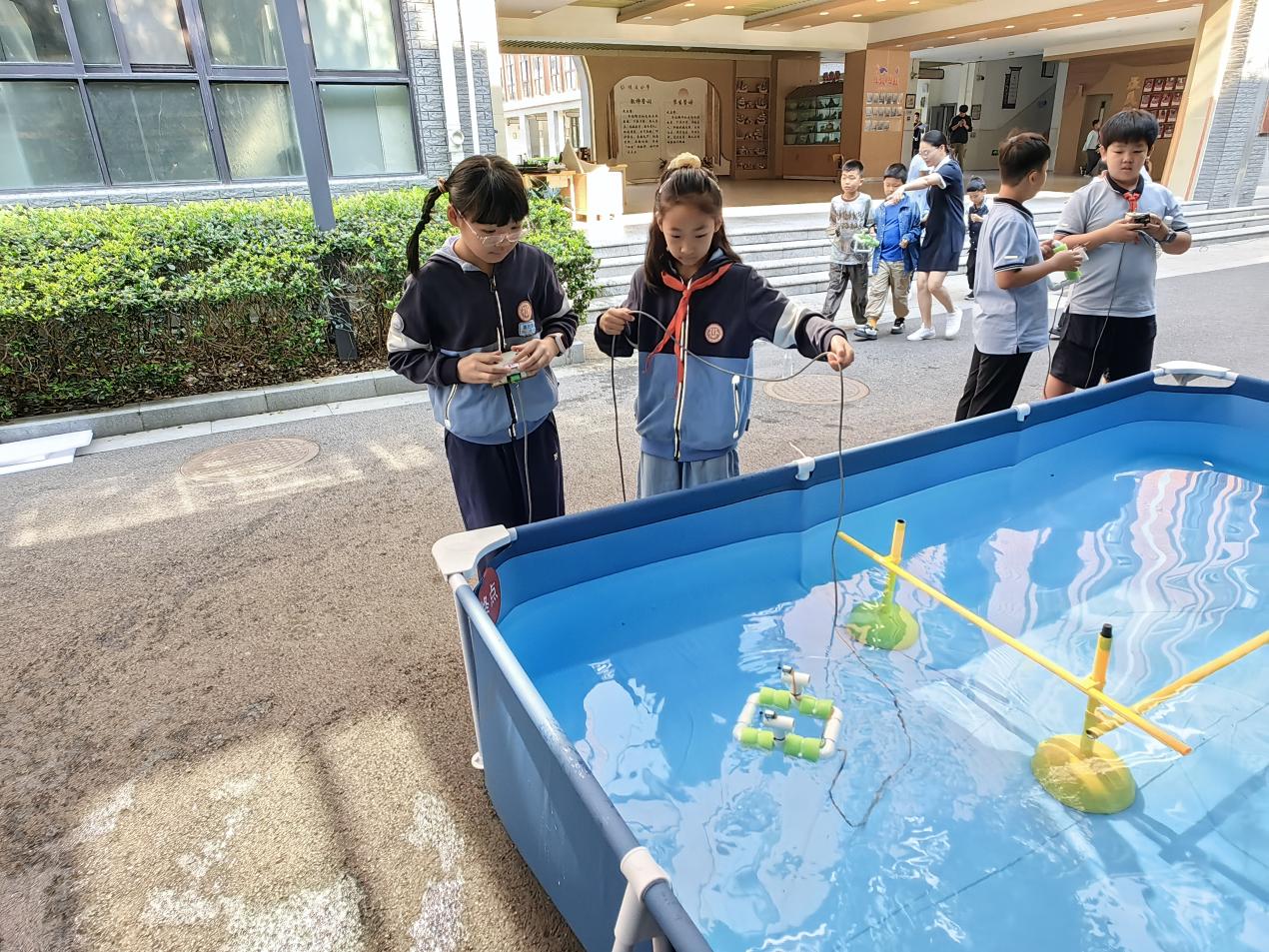 水上机器人比赛2025.5.25(1)_html_m216993fa.jpg