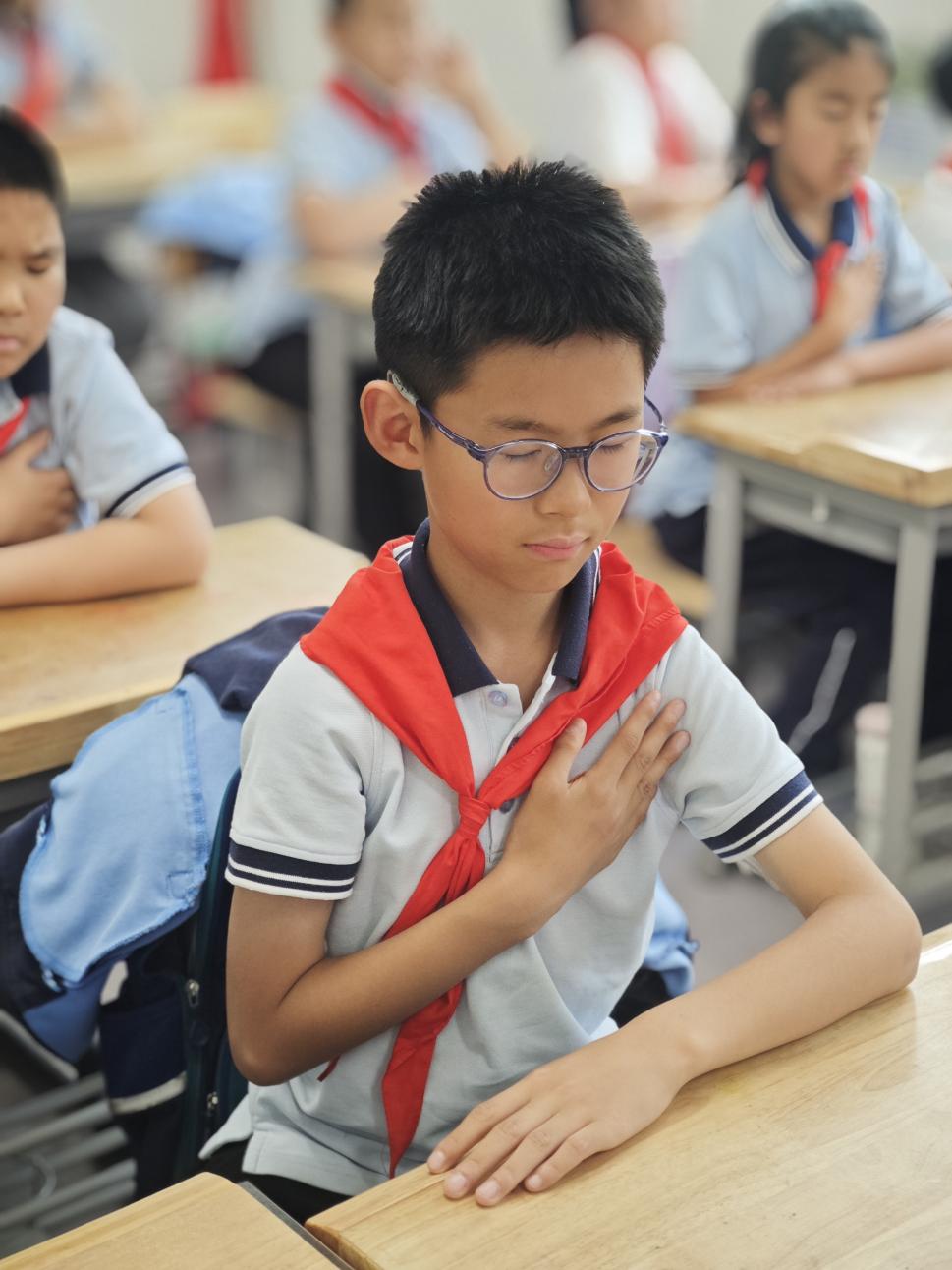 珍爱生命 快乐成长——记南京市晓庄小学行知校区心理健康教育月活动_html_m6cc6acb2.jpg