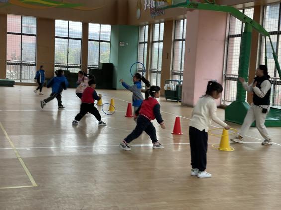 快乐体验 筑梦成长——栖霞区燕子矶幼儿园参访小记_html_m11a5b8bf.jpg