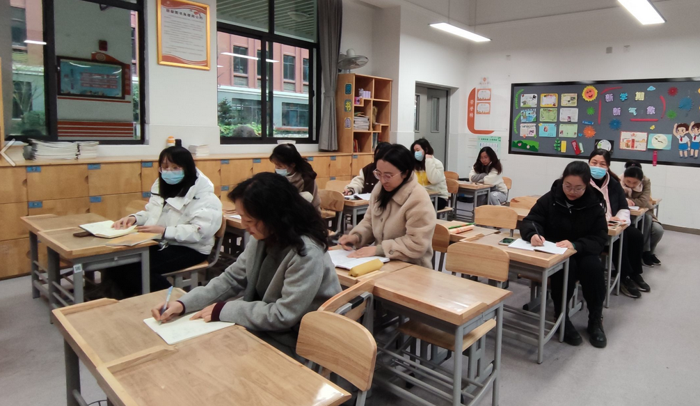 2023.04.06   聚焦文本核心  精简教学设计（十）_html_m5454d8c5.png