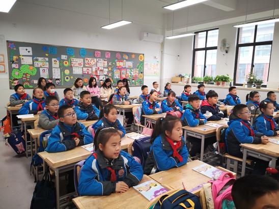 英语组内课新闻稿一_html_m2ff4b498.jpg