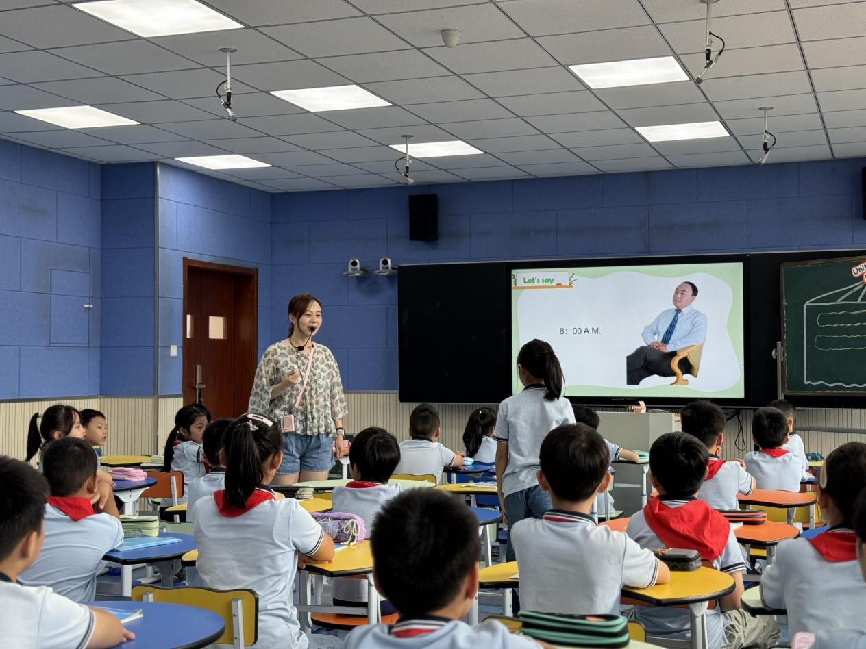【知行晓庄】立足主题看融合 中段英语展风采——记南京市晓庄小学（行知校区）综合组风采展示活动