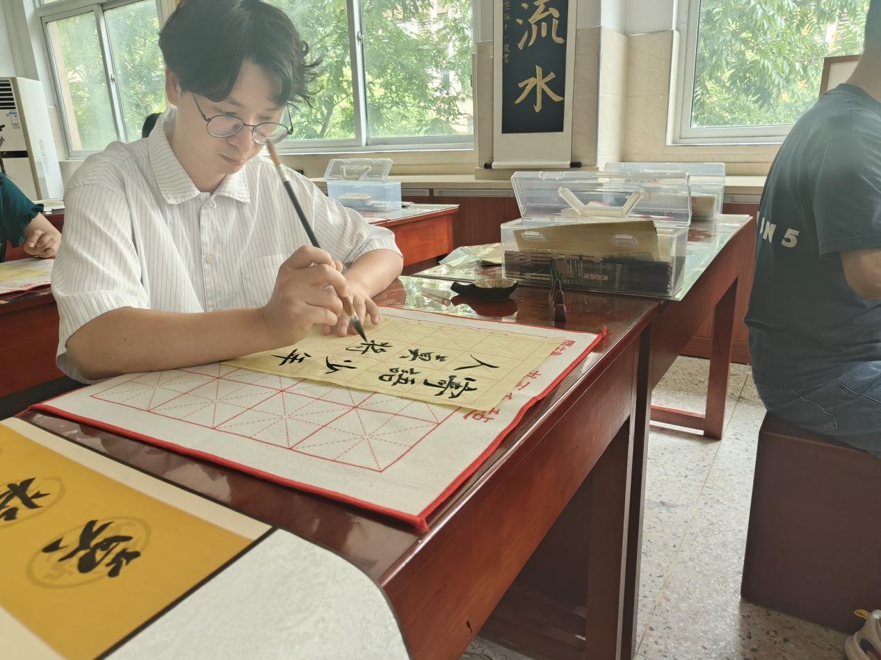 20240910致敬陶行知—不一样的教师节_html_m5cfceb23.jpg