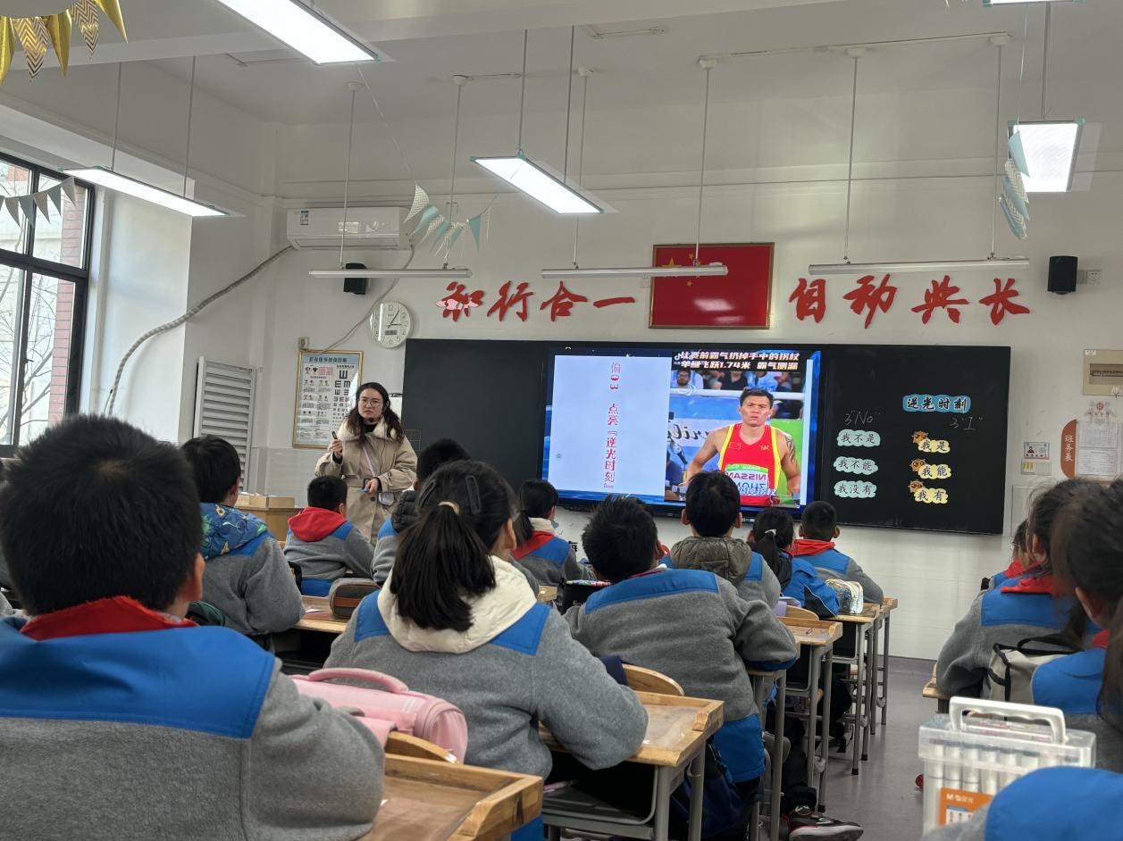 20241129 11月27日德育活动新闻稿（改）_html_m303b5db5.jpg