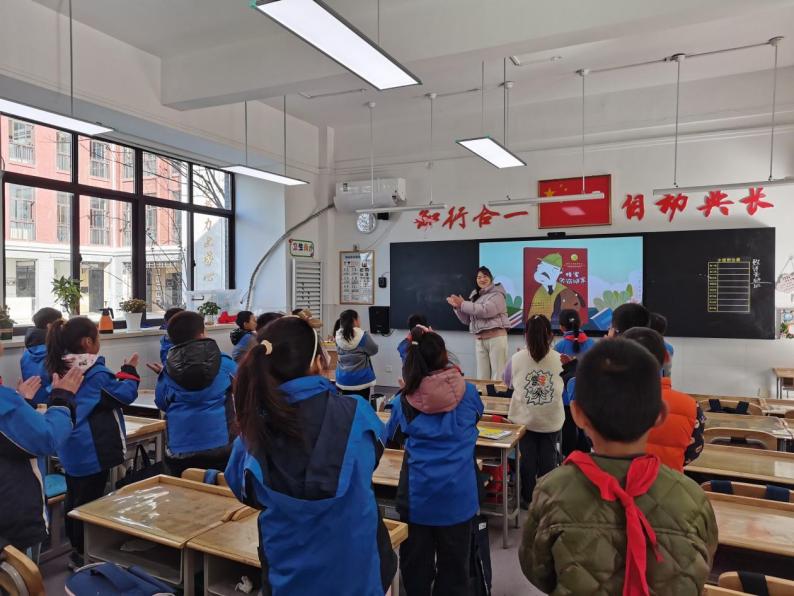 20240125别样课堂润童心，家校携手促成长2_html_m46a9ab40.jpg