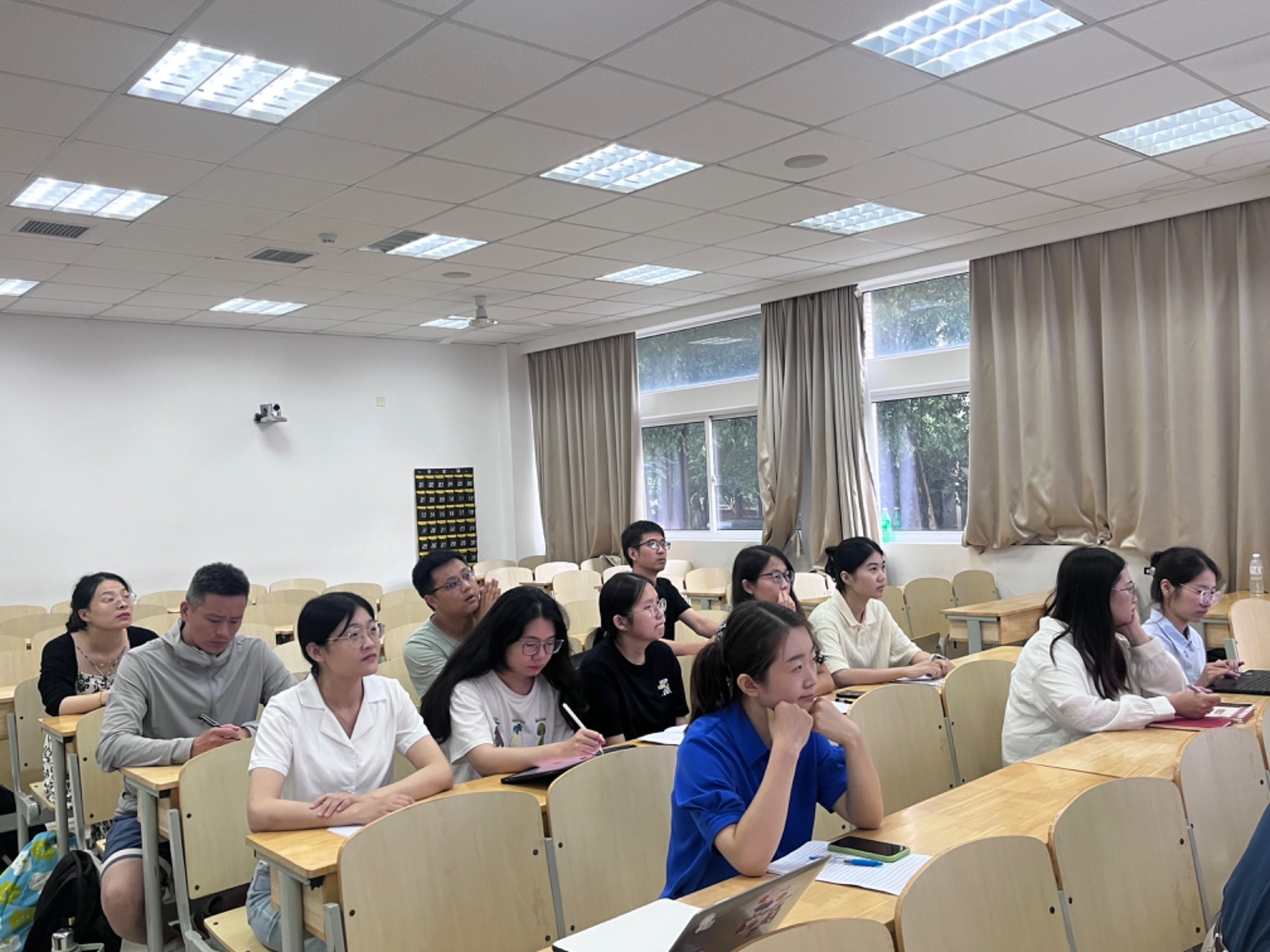 图28.jpeg 图28.jpeg