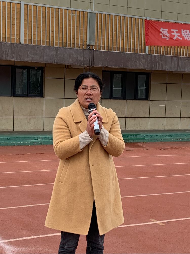2021.4.14实初尧化开展消防应急疏散演练活动_html_39860ecb.jpg