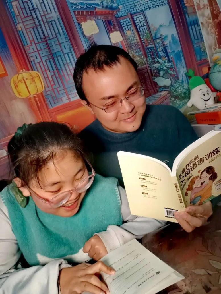 2.26 【融创德育】书香润校家   共读促成长——实初尧化开展家长读书活动_html_77c0d9ec.jpg