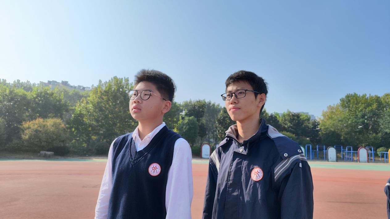 5升旗仪式报道20231016(1)_html_m7c81ce9a.jpg