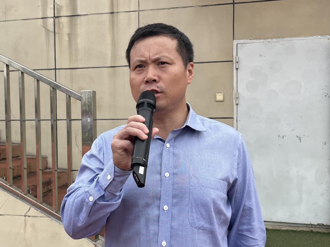 10.12 运动会_html_31a84f21.jpg