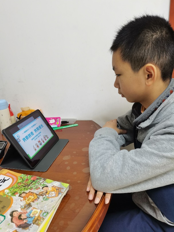 生活不暂停，学习要继续_html_13118c19.jpg