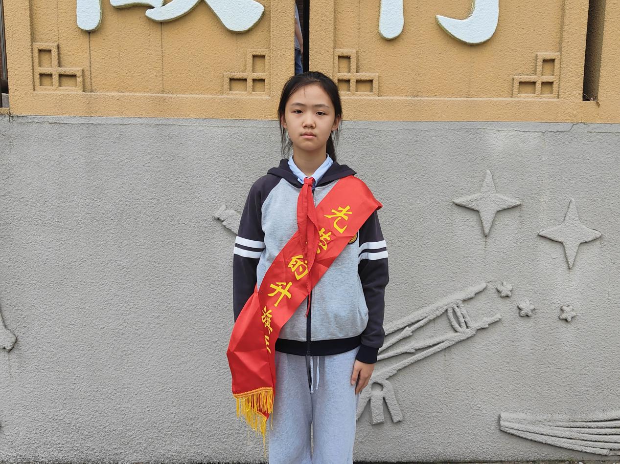 0925集体晨会_html_4f4f1128.jpg
