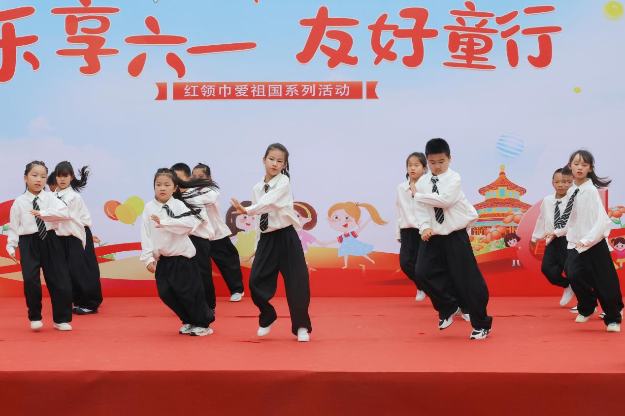 儿童节新闻稿_html_21d6d772.jpg