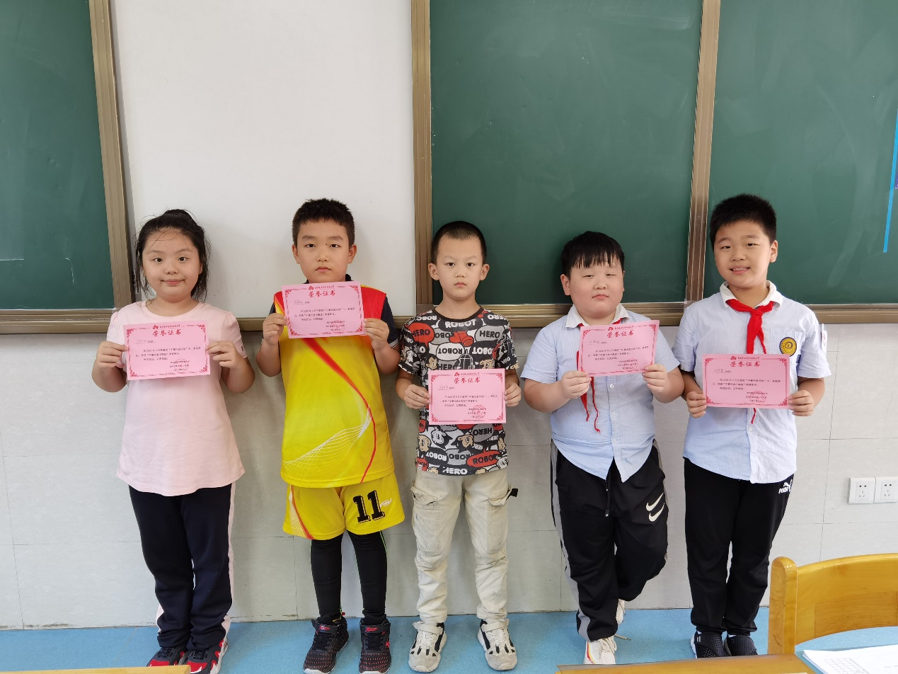 三1班_html_67d80a33.jpg