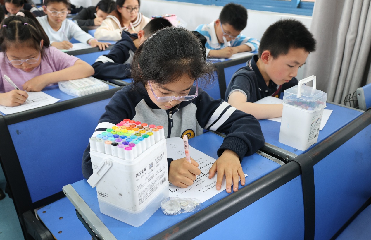 追光不止，成长不息——南京晓庄学院附属小学开展润心节系列活动_html_7dbe7944.jpg